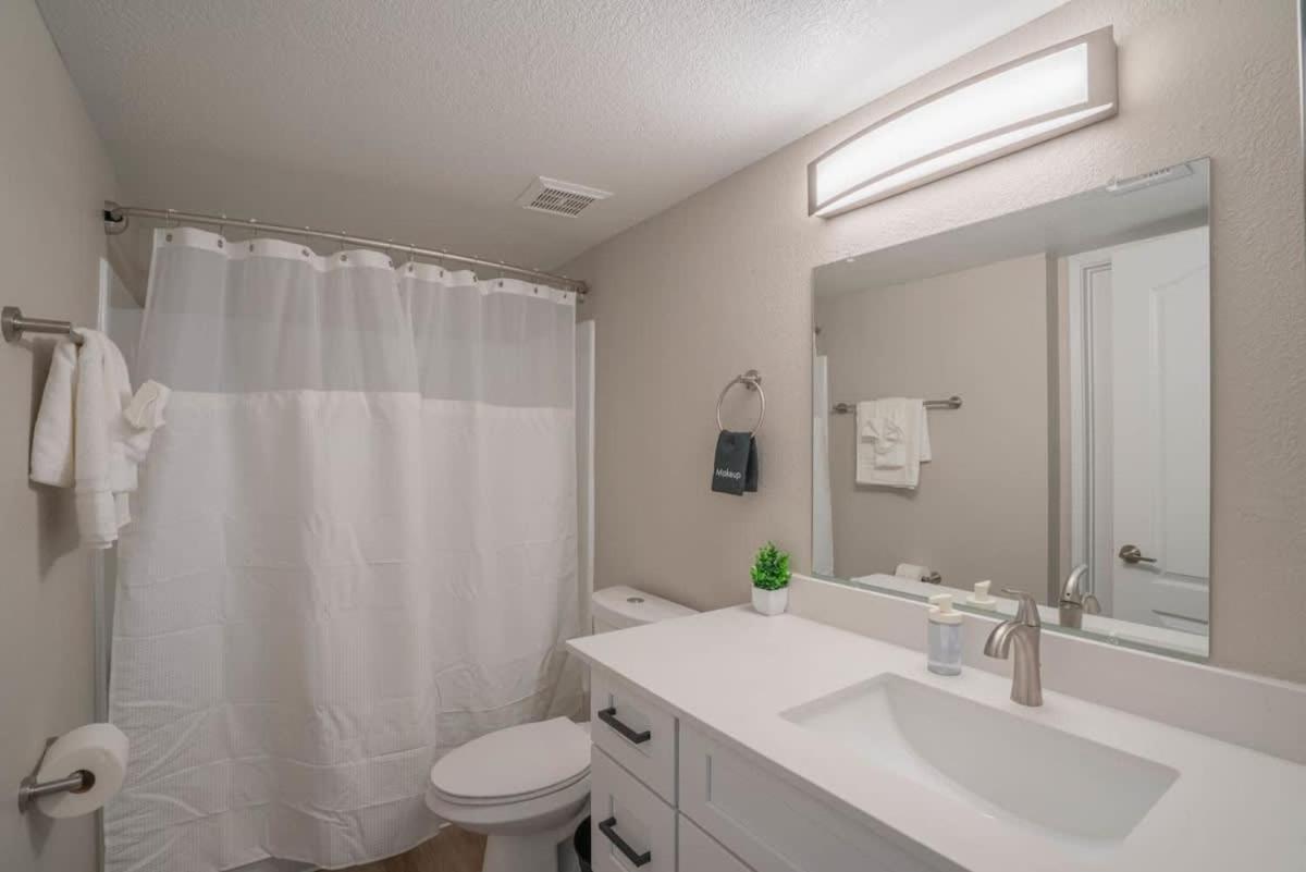 Modern 2Bd - Parking, Gym, Pool - Sleeps 8 - 5 Min Casino Apartment Scottsdale Exterior photo
