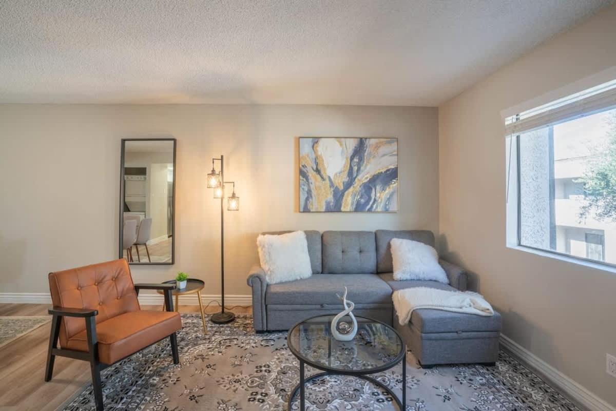 Modern 2Bd - Parking, Gym, Pool - Sleeps 8 - 5 Min Casino Apartment Scottsdale Exterior photo